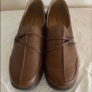 New Comfort View Natalia Tan Loafer Womens Shoes